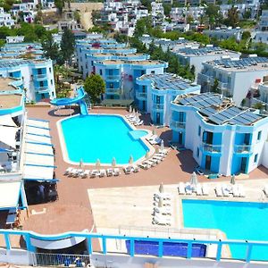 Carina Resort Hotel